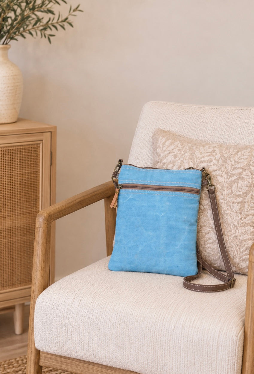 The Daisy Crossbody Bag
