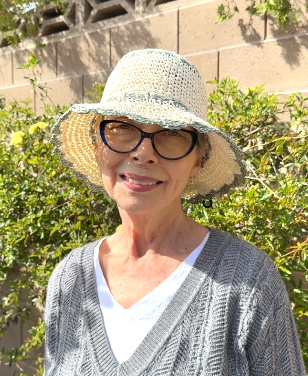 Ivory Straw Buckett Hat