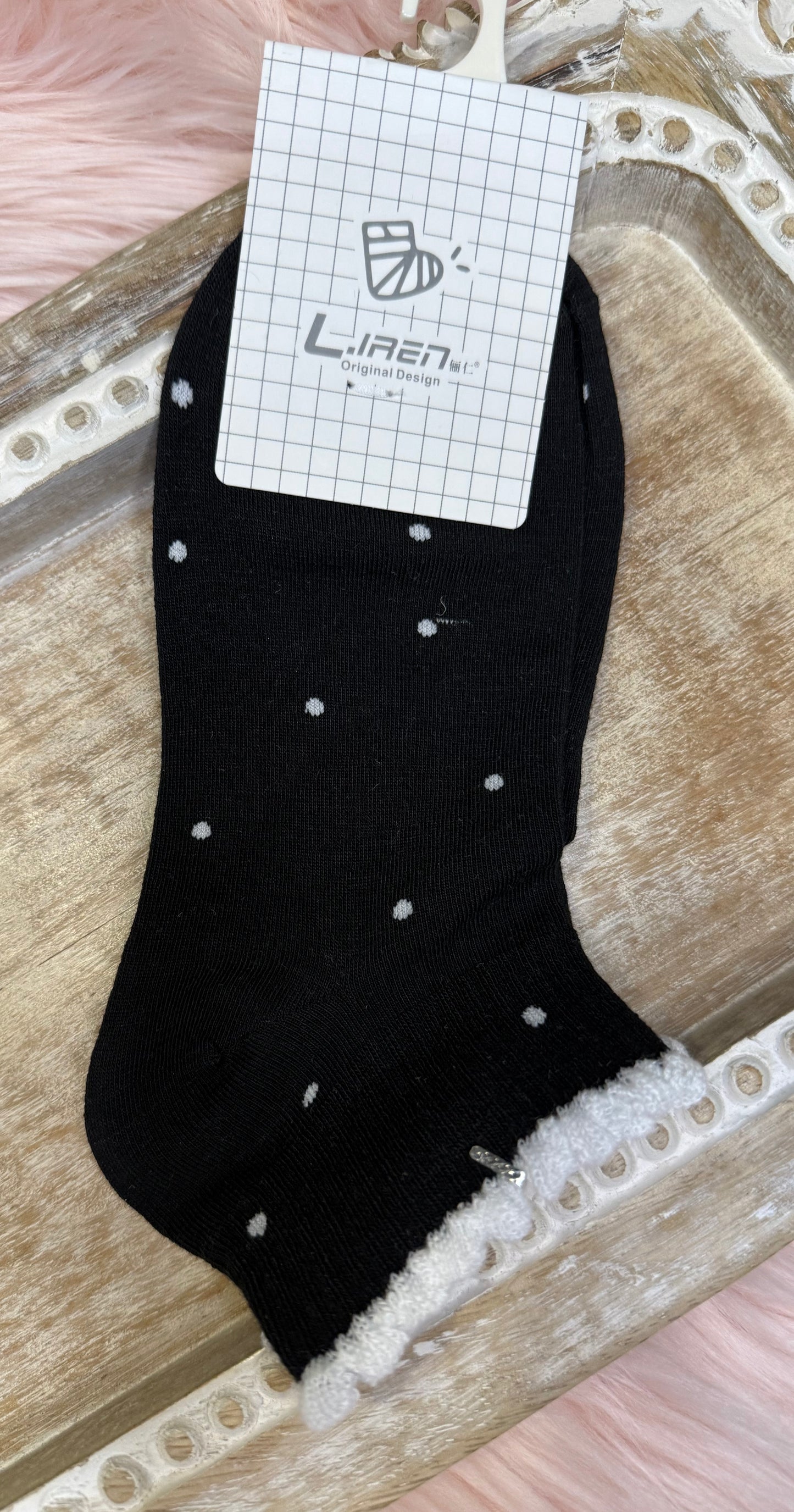 Ankle Socks with Crochet Ruffle