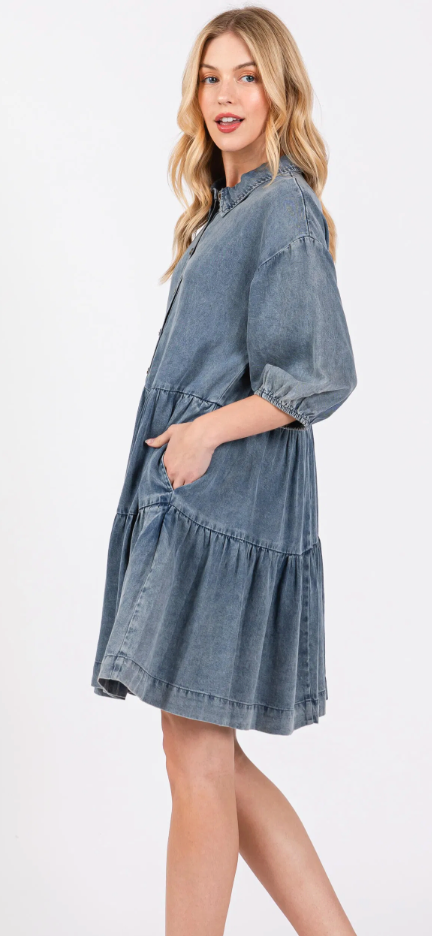 COLLARED NECK W/ BUBBLE SLEEVE JEAN TIERED MINI DRESS.