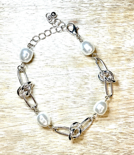 Silver Knotted Bracelet