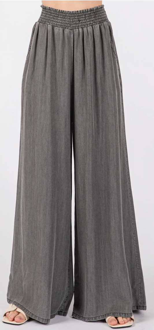 TENCEL WAIST SMOCKING BAND GREY WIDE LEG PANTS.