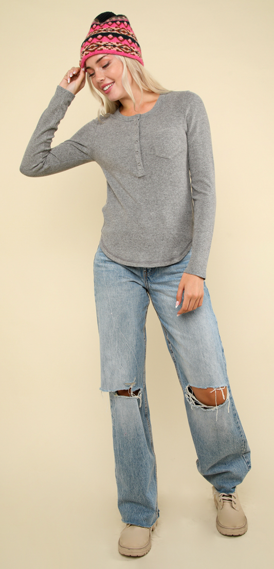 Grey solid knit casual top