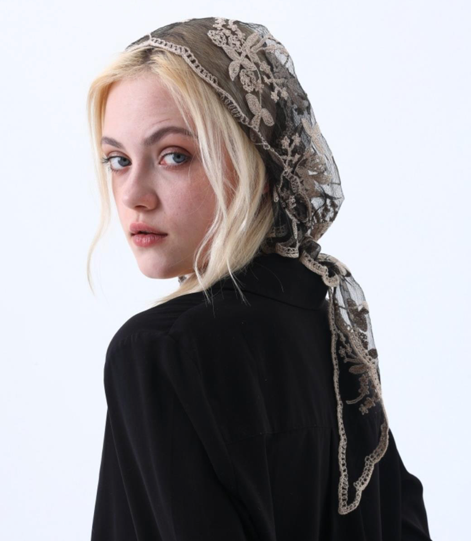 Flora Lace Bandana